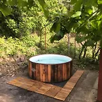 Semesterbostad Toboz - Jakuzzi&sauna