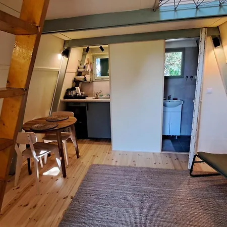 Toboz - Jakuzzi&sauna Semesterbostad Budaörs